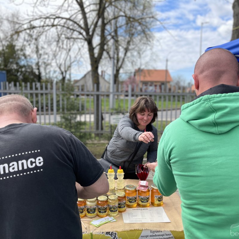 Tama termelői piac 22